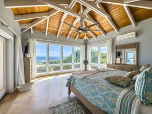 3 bedrooms, free WiFi, bed sheets - Toes in the Sand Beach House (Christiansted)