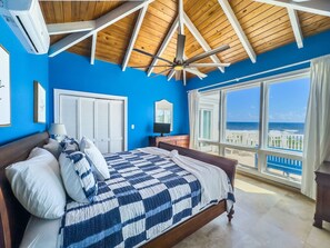 3 bedrooms, free WiFi, bed sheets - Toes in the Sand Beach House (Christiansted)