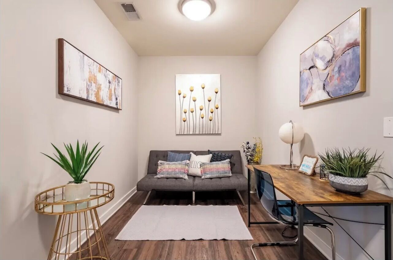 Stylish 1br Apt Inman Park, On The Beltline - Free Parking - Ev Charger - Pool - Atlanta