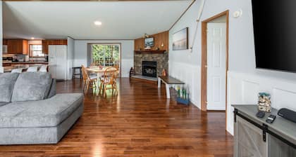 Cozy 3-bedroom house in enjoyable Long Neck Delaware, By the Indian River bay