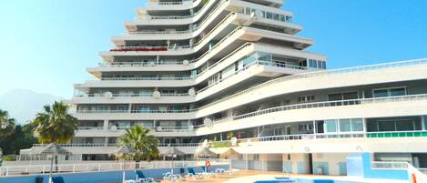 Außenpool (je nach Saison geöffnet)