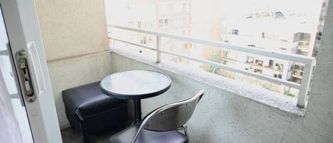 傳統公寓, 1 間臥室, 小廚, 花園景 | 露台/庭院