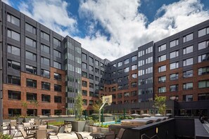 Front of property - Canvas Point Campus in Dublin Docklands  (Dublin)