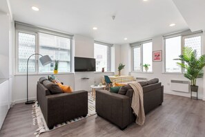 Shared kitchen facilities - Canvas Point Campus in Dublin Docklands  (Dublin)