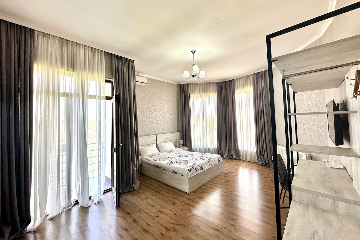 Double Room | WiFi (free)