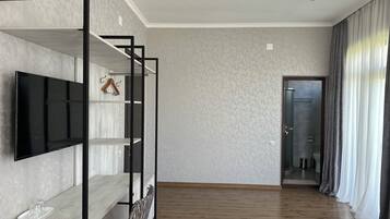 Double Room | Free WiFi