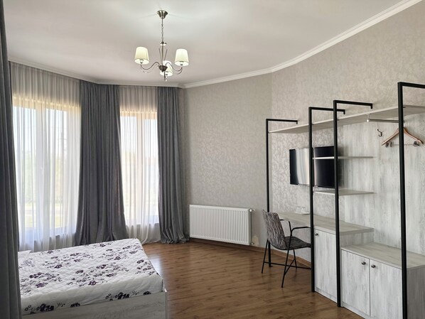 Tek Büyük Yataklı Oda | Ücretsiz kablosuz İnternet 