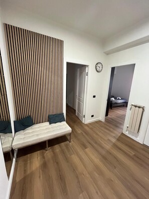 Interior - House Trieste - Viale Libia Super Connected with Historic Center. (Roma)