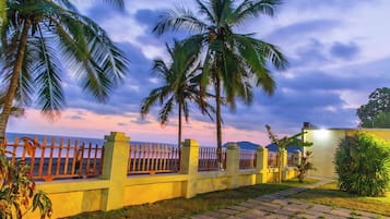 Bahagian luar