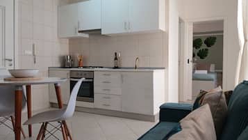 Romantic Apartment, 1 Bedroom, Sea View | Private kitchen
