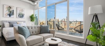 Studio Just Steps from Stampede Park: Luxury Living