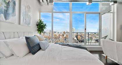 Studio Just Steps from Stampede Park: Luxury Living