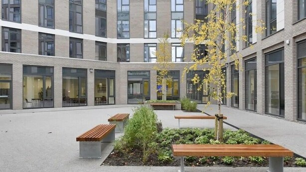Garden - For Students Only Bright Ensuite at St Mungo's in Glasgow (Glasgow)