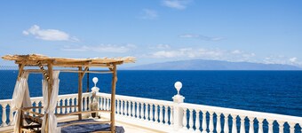 Atlantic Dream with pool and jacuzzi Only Adults