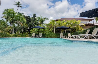 Alojamiento de lujo en villa con Jardin y piscina