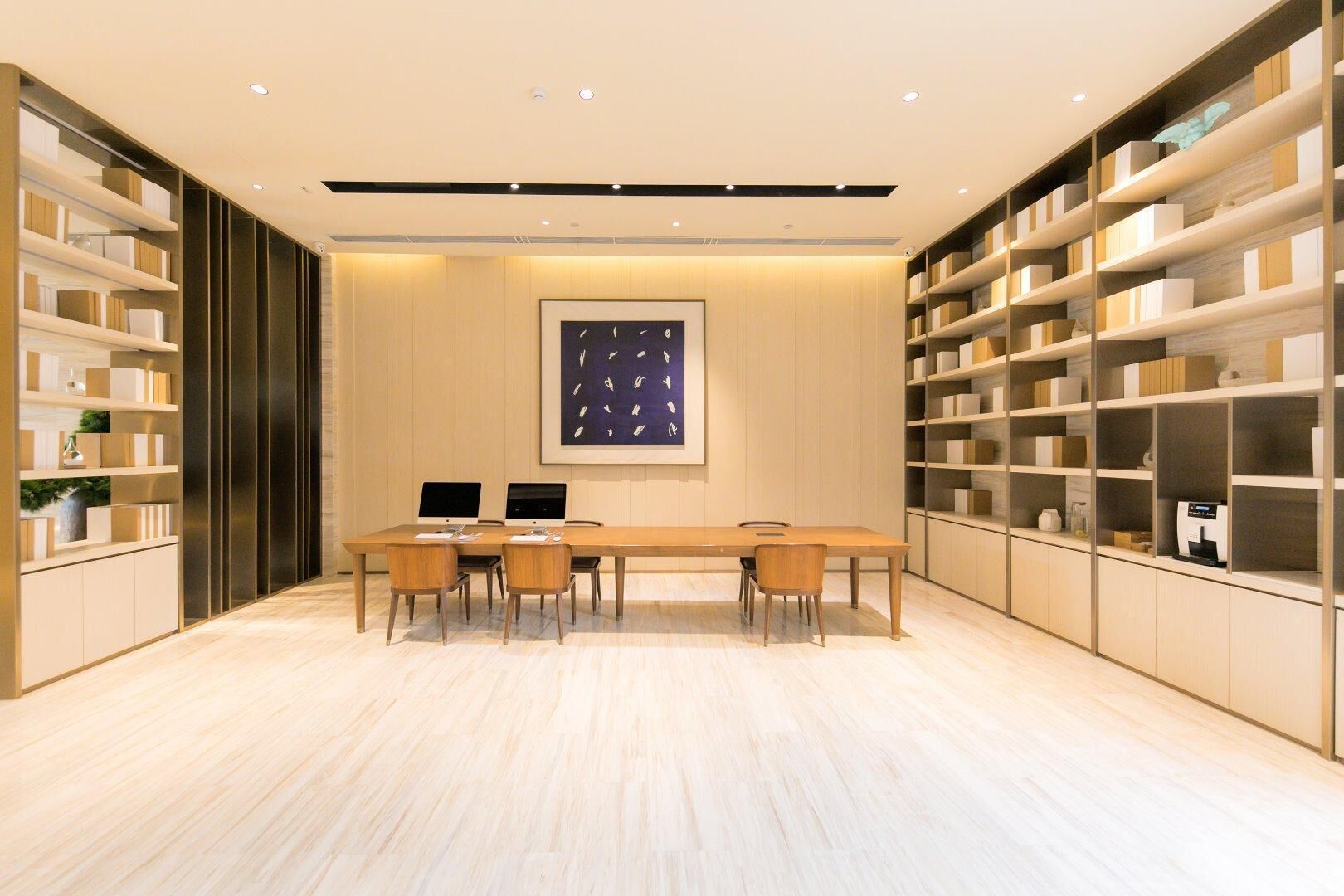 Trung tâm hành chính, văn phòng