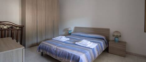 2 chambres, fer et planche à repasser, Wi-Fi