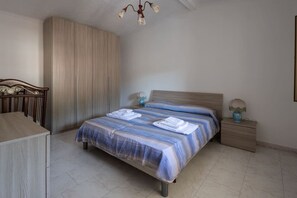 2 habitaciones, tabla de planchar con plancha y wifi 