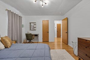 2 室のベッドルーム、WiFi、ベッドシーツ