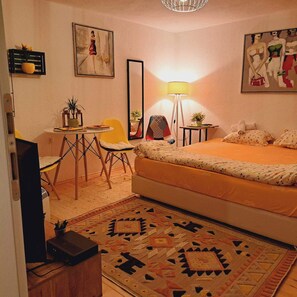 1 bedroom, iron/ironing board, WiFi, bed sheets