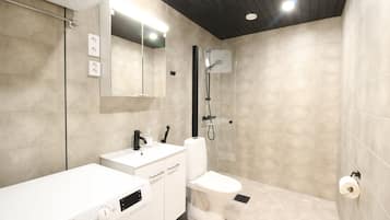 Classic Apartment, Balcony | Bathroom