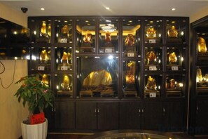 Unclassified image, 2 of 33, button - Hongyun Hotel (Hezhou)