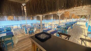 Beach bar