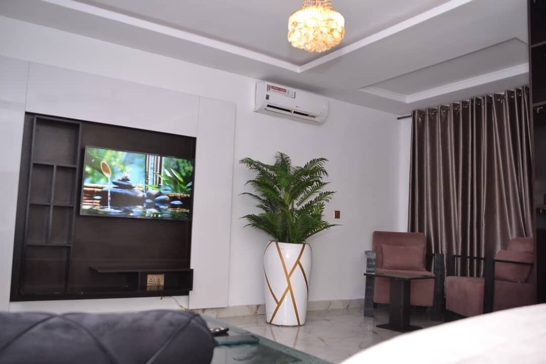 House | 1 bedroom, iron/ironing board, free WiFi, bed sheets