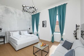1 quarto, Wi-Fi de cortesia, roupa de cama