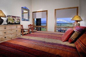 3 bedrooms, iron/ironing board, Internet, bed sheets
