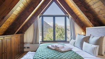 3 dormitorios, tabla de planchar con plancha, Internet y ropa de cama