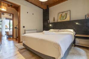 3 bedrooms, Internet, bed sheets