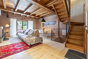 Fernseher, Kamin