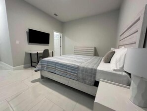 5 dormitorios, tabla de planchar con plancha, wifi y ropa de cama