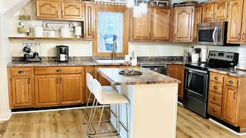 Microwave, oven, stovetop, dishwasher