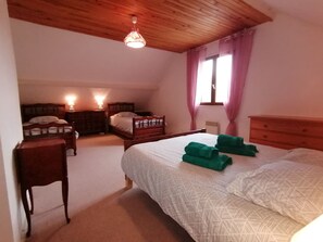 4 habitaciones, wifi y ropa de cama