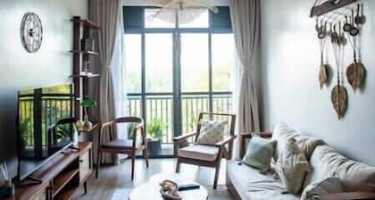 Rustic Haven Lakeside Condo