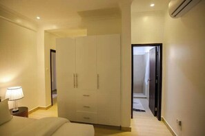 3 bedrooms, WiFi - Iris 3 Lakeside Condo
 (Entebbe)