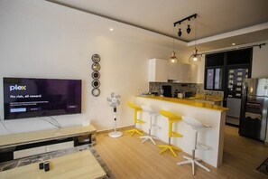 Private kitchen - Iris 3 Lakeside Condo
 (Entebbe)