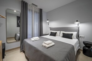 2 bedrooms, iron/ironing board, free WiFi, bed sheets - Free Jazz 1 - Habitat Apartmets (Barcelona)