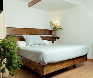 Basic Room, Private Bathroom | Free WiFi, bed sheets - Hotel y Restaurant Doña Rode (Andacollo)