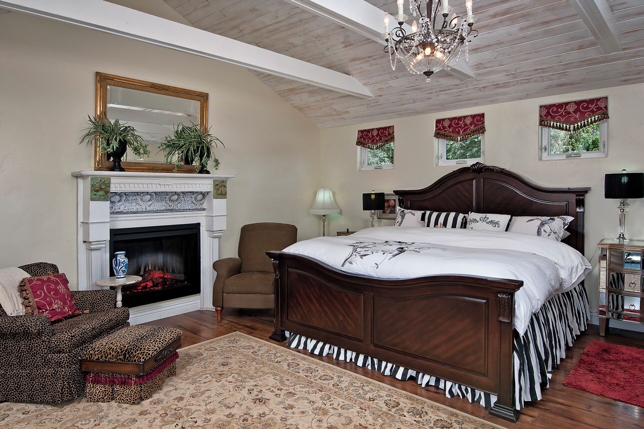 3 chambres, fer et planche à repasser, Wi-Fi, draps fournis