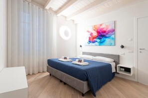 2 habitaciones, tabla de planchar con plancha y wifi gratis 