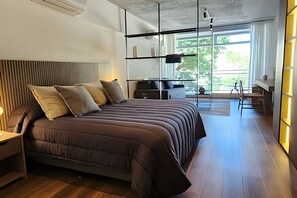 1 室のベッドルーム、セーフティボックス (室内)、アイロン / アイロン台、WiFi (無料)