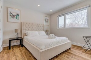 4 dormitorios, tabla de planchar con plancha, wifi gratis y ropa de cama