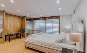 4 habitaciones, tabla de planchar con plancha y wifi gratis