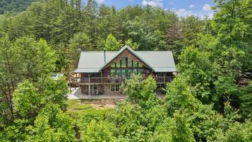 Casa, varias camas (Majestic View #412) | Exterior