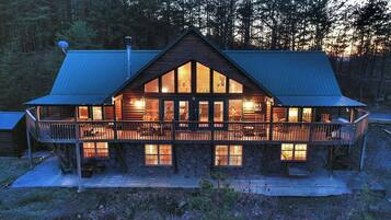 Casa, varias camas (Majestic View #412) | Exterior