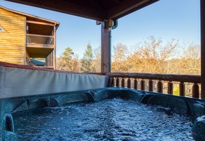 مغطس سبا خارجي