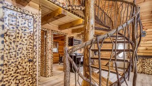 House, Multiple Beds (A Playful Bears Cabin #312) | Interior - A Playful Bears Cabin #312 (Newport)